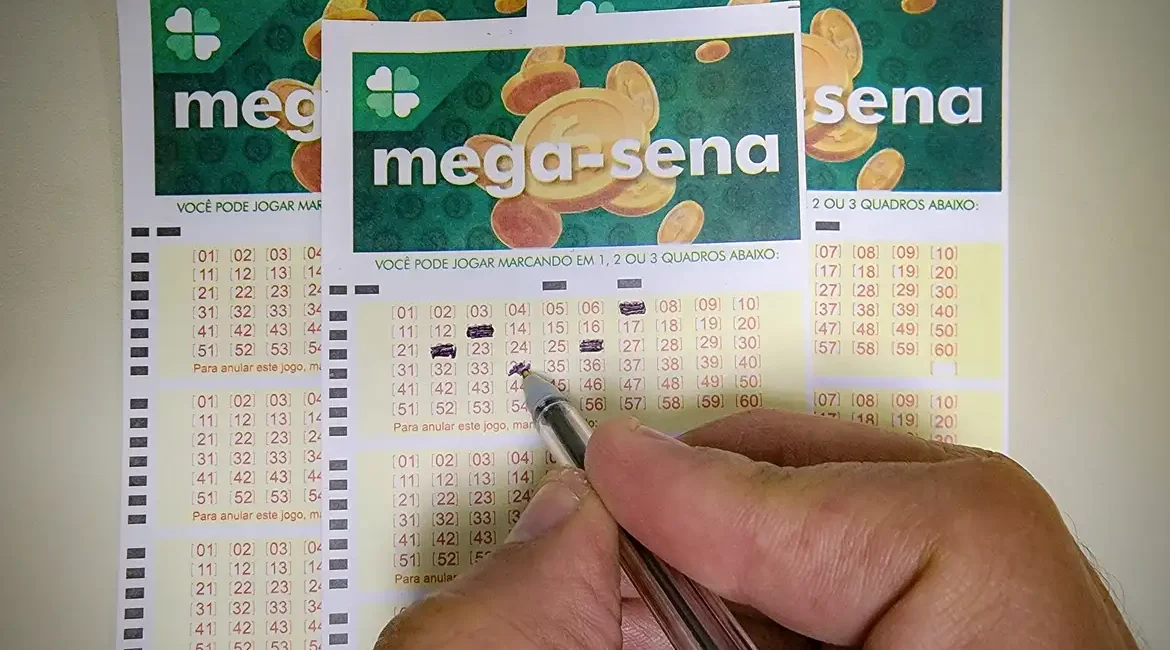 Mega-Sena acumula e prêmio principal vai para R$ 35 milhões